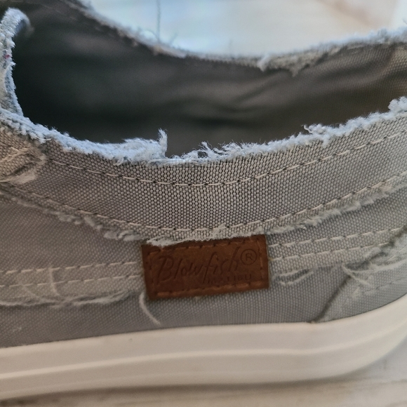 Blowfish Grey Flats - Picture 2 of 4